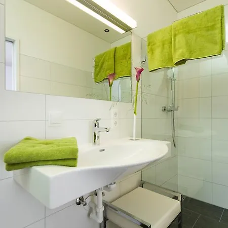 Apartment Simon Seefeld *